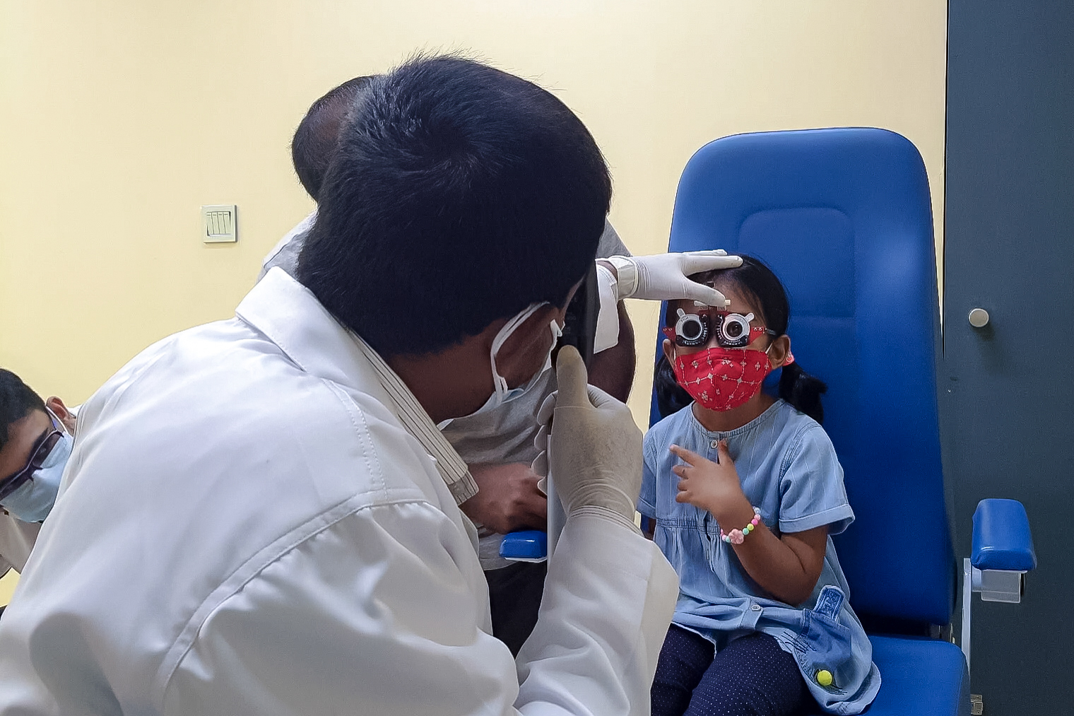 Childrens's Eye Care | Are You Aware of Your Children's Eye Health?